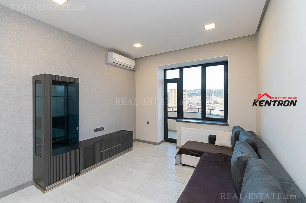 Real estate Center, Argishti St