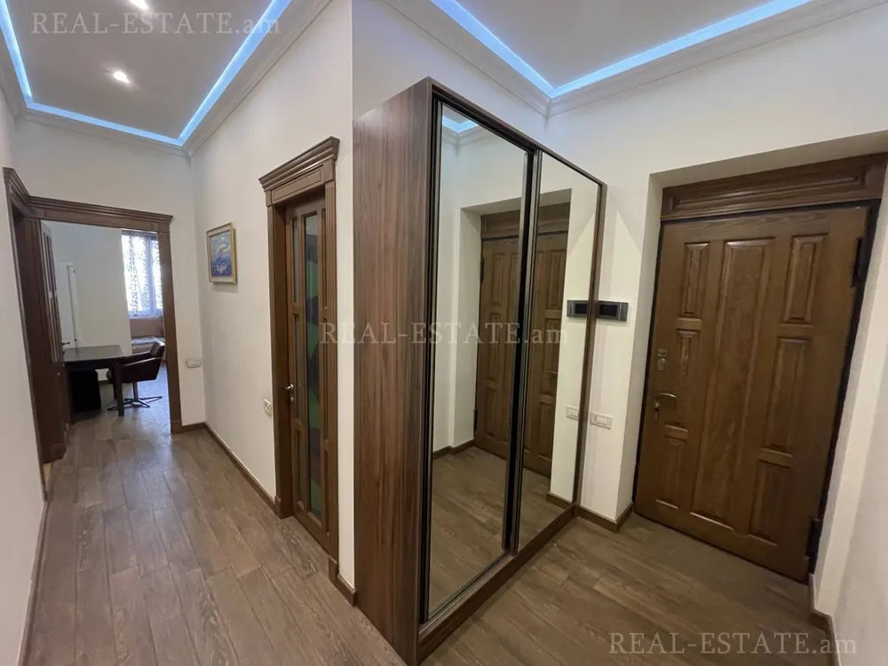 Real estate Center, Baghramyan Ave (Kentron)