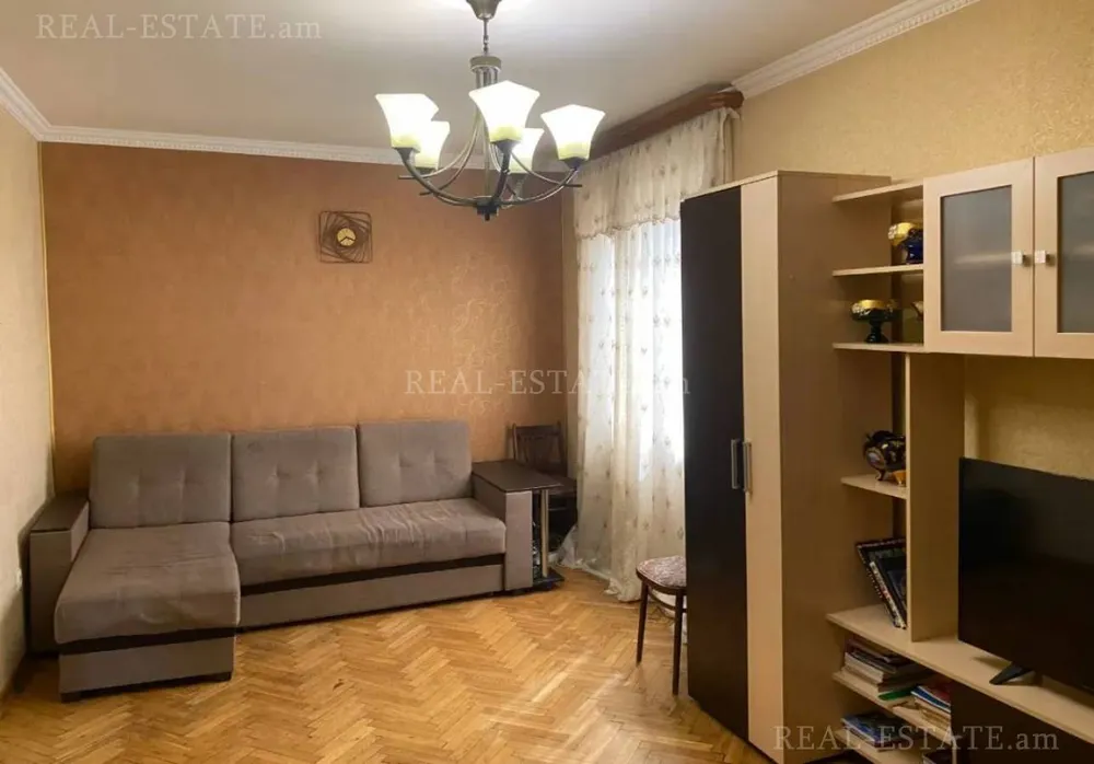 Real estate Qanaqer-Zeytun, Raynis St