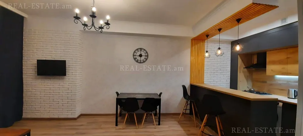 Real estate Center, Argishti St