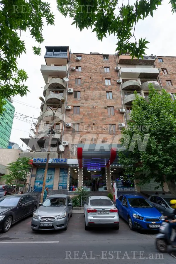 Real estate Center, M.Khorenatsi St