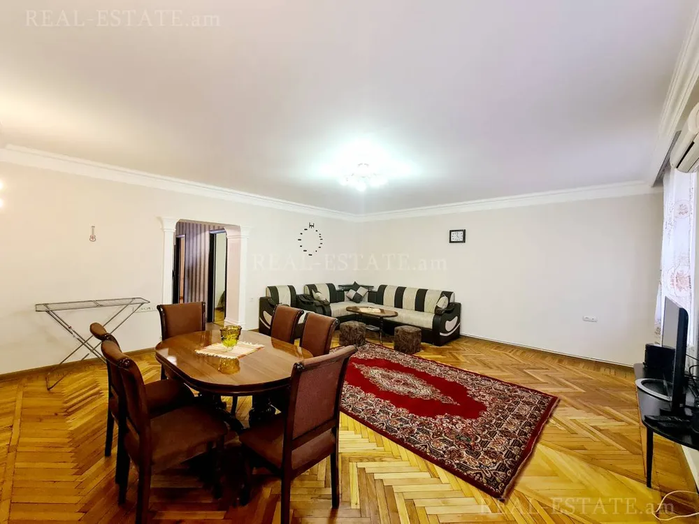 Real estate Center, Tigran Mets Ave