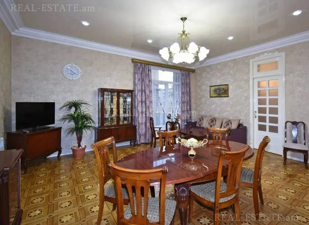 Real estate Center, Tigran Mets Ave