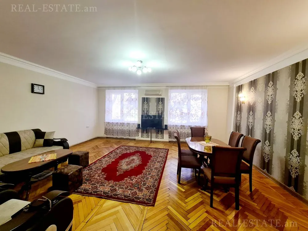 Real estate Center, Tigran Mets Ave