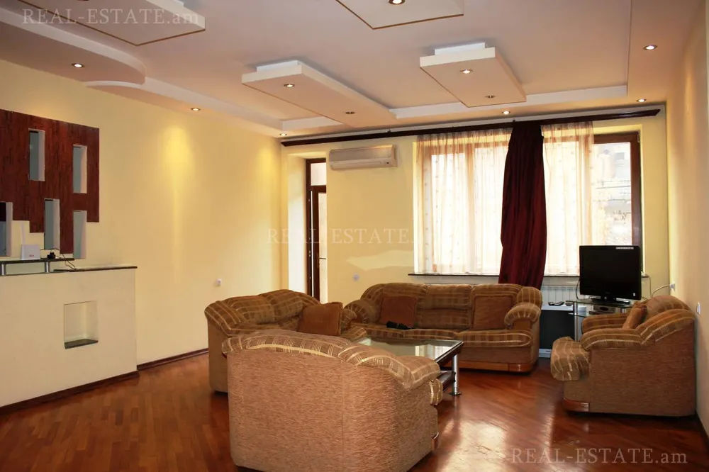 Real estate Center, Tumanyan St