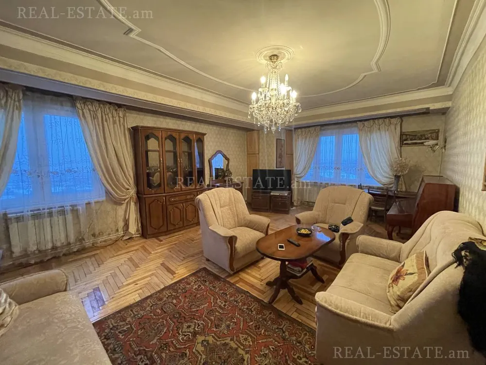 Real estate Arabkir, Artsruni St