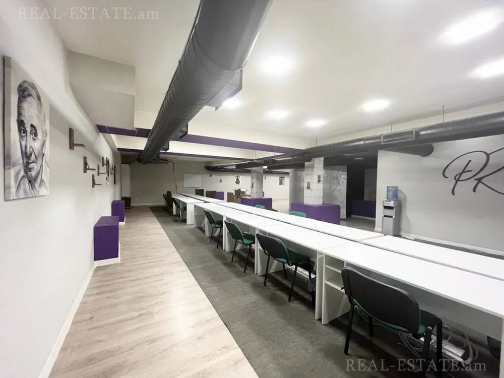 Real estate Center, Teryan St