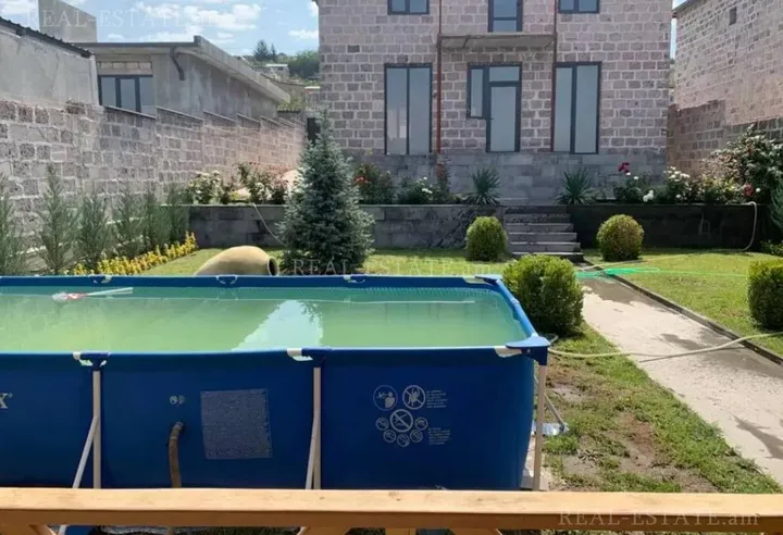 slide 792404