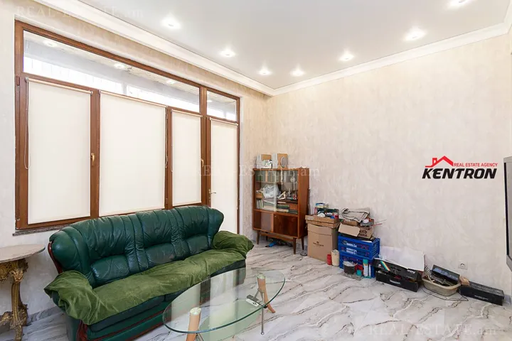 slide 776490