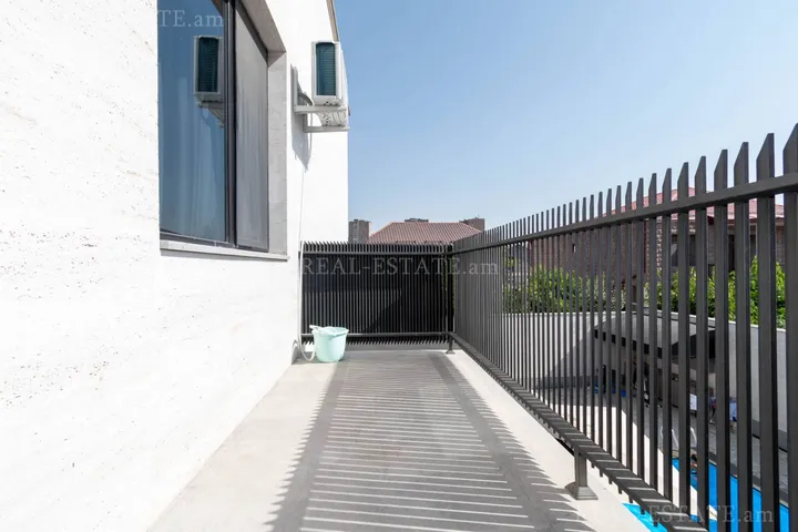 slide 810767