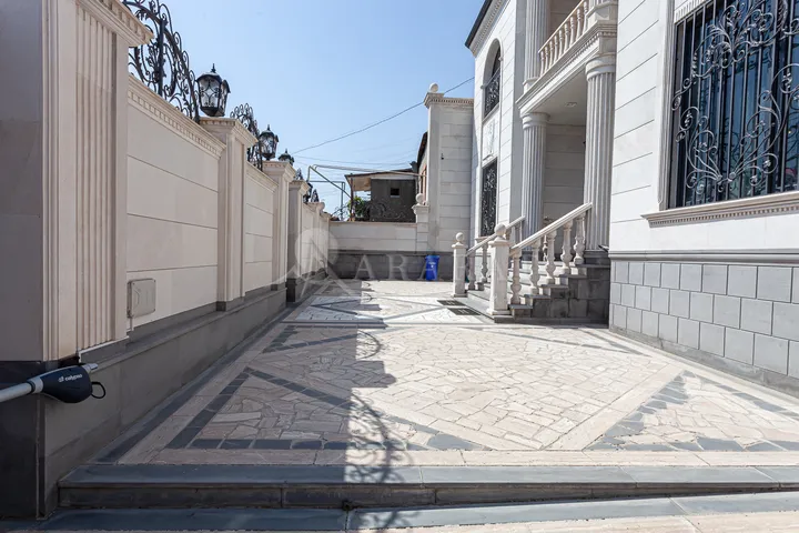 slider 1077627