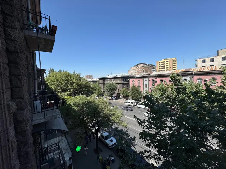 slide 1060505