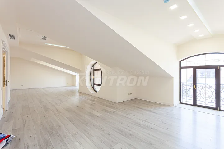 slide 921052