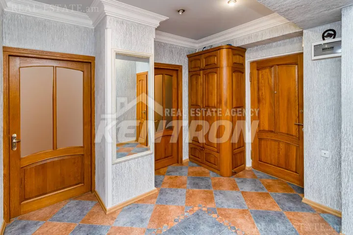 Real estate Arabkir, Hakobyan St