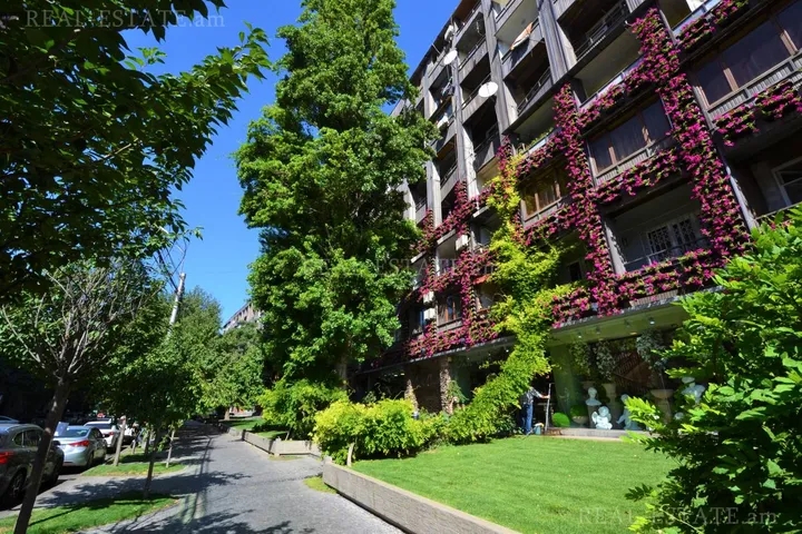 Real estate Center, Moskovyan St