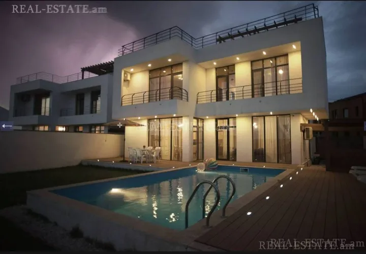 slide 472400