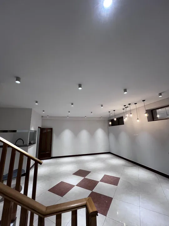 slide 1070475