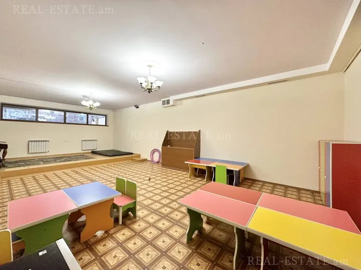 slide 735150