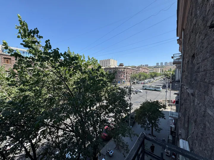 slide 1060531