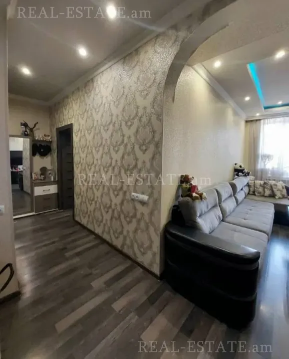 Real estate Shengavit, Smbat Zoravar St