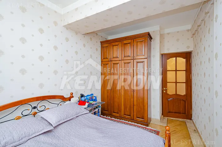 slide 811544