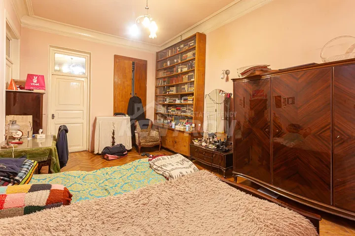 slide 1030240