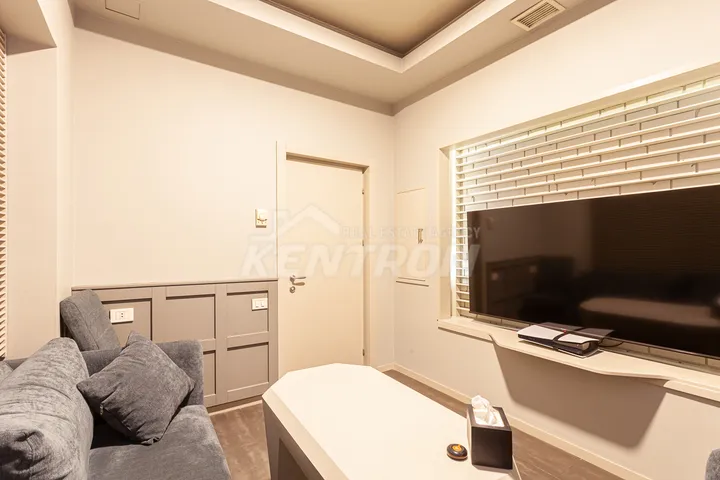 slide 1050695