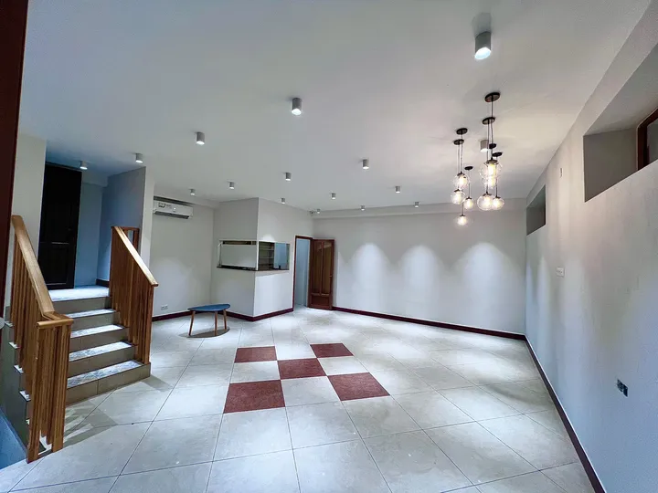 slide 1070490