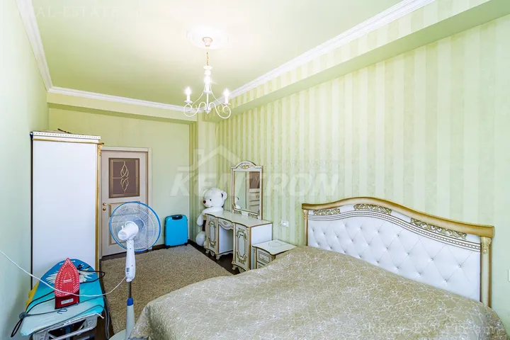 slide 826082