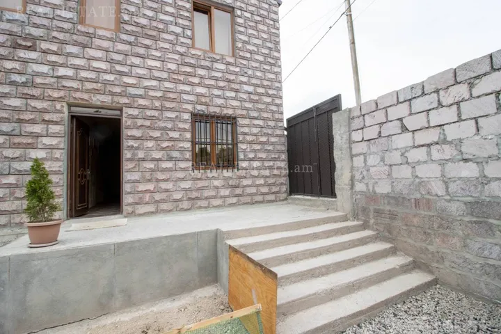 Real estate Qanaqer-Zeytun, Fanarjyan St