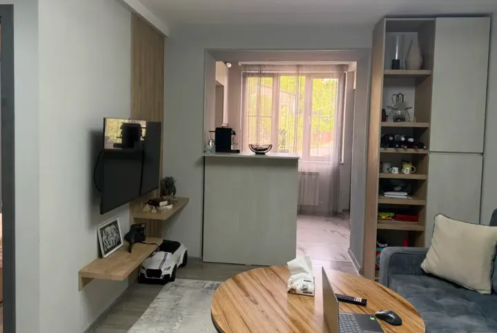 slider 1298019