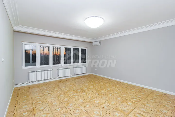 slide 972105