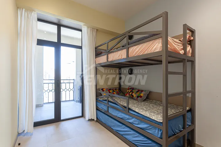 slide 1064404