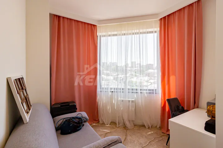 slide 942210